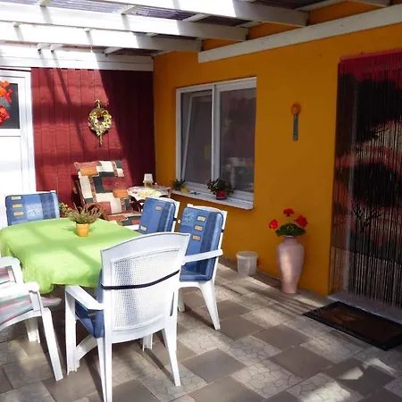 2 * Fuhlendorf (Mecklenburg-Vorpommern)